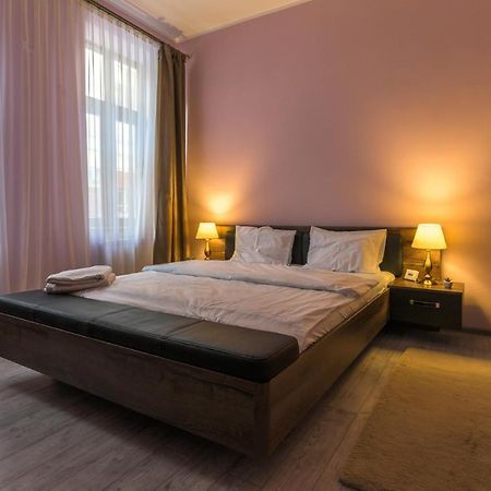 Apartment Queen Sibiu Esterno foto