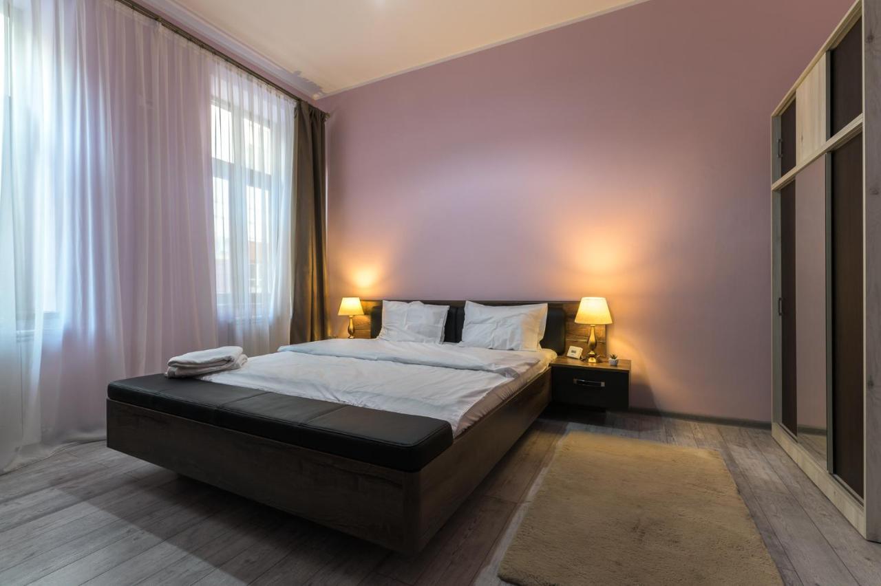 Apartment Queen Sibiu Esterno foto