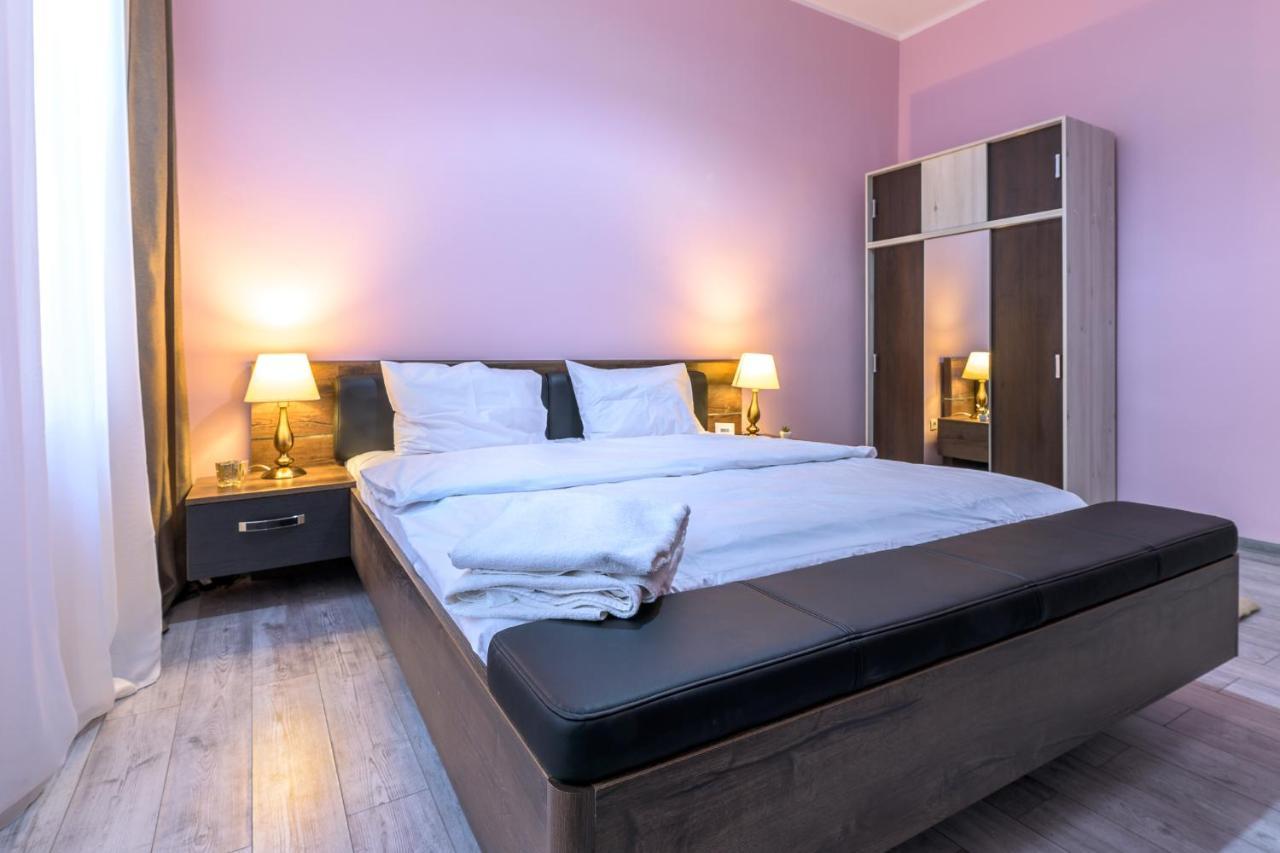 Apartment Queen Sibiu Esterno foto