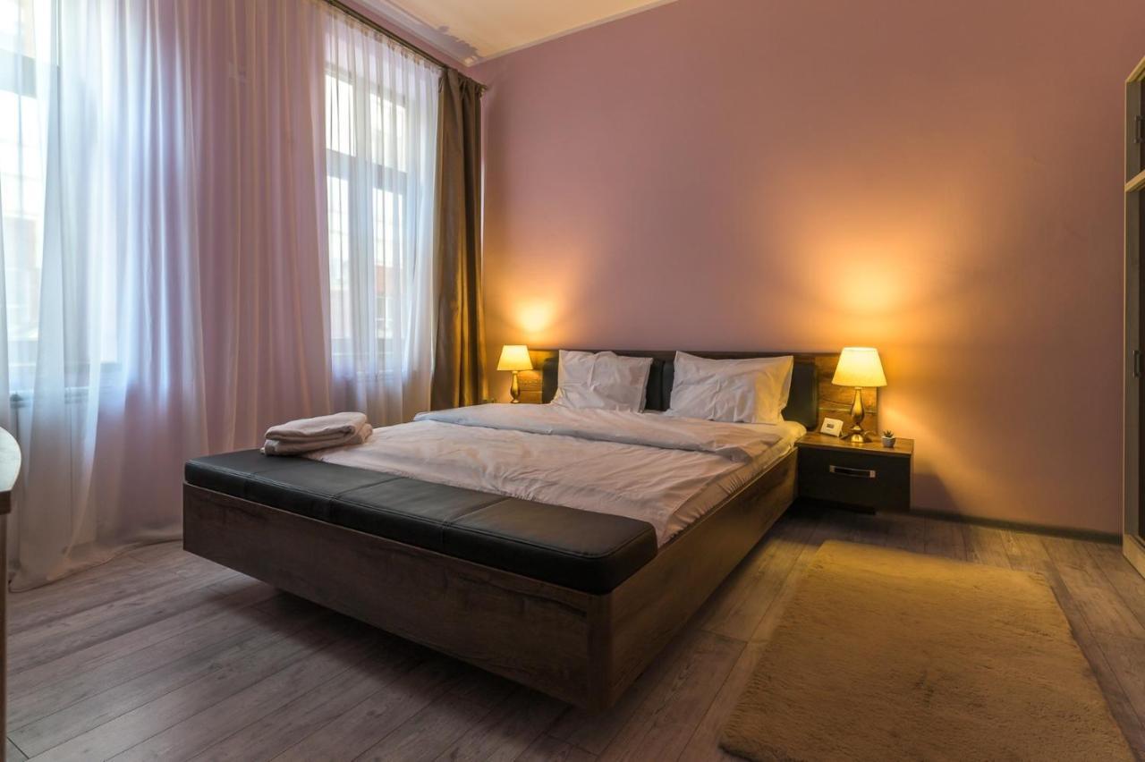 Apartment Queen Sibiu Esterno foto