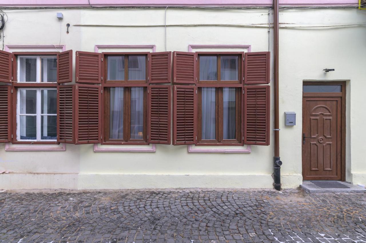 Apartment Queen Sibiu Esterno foto