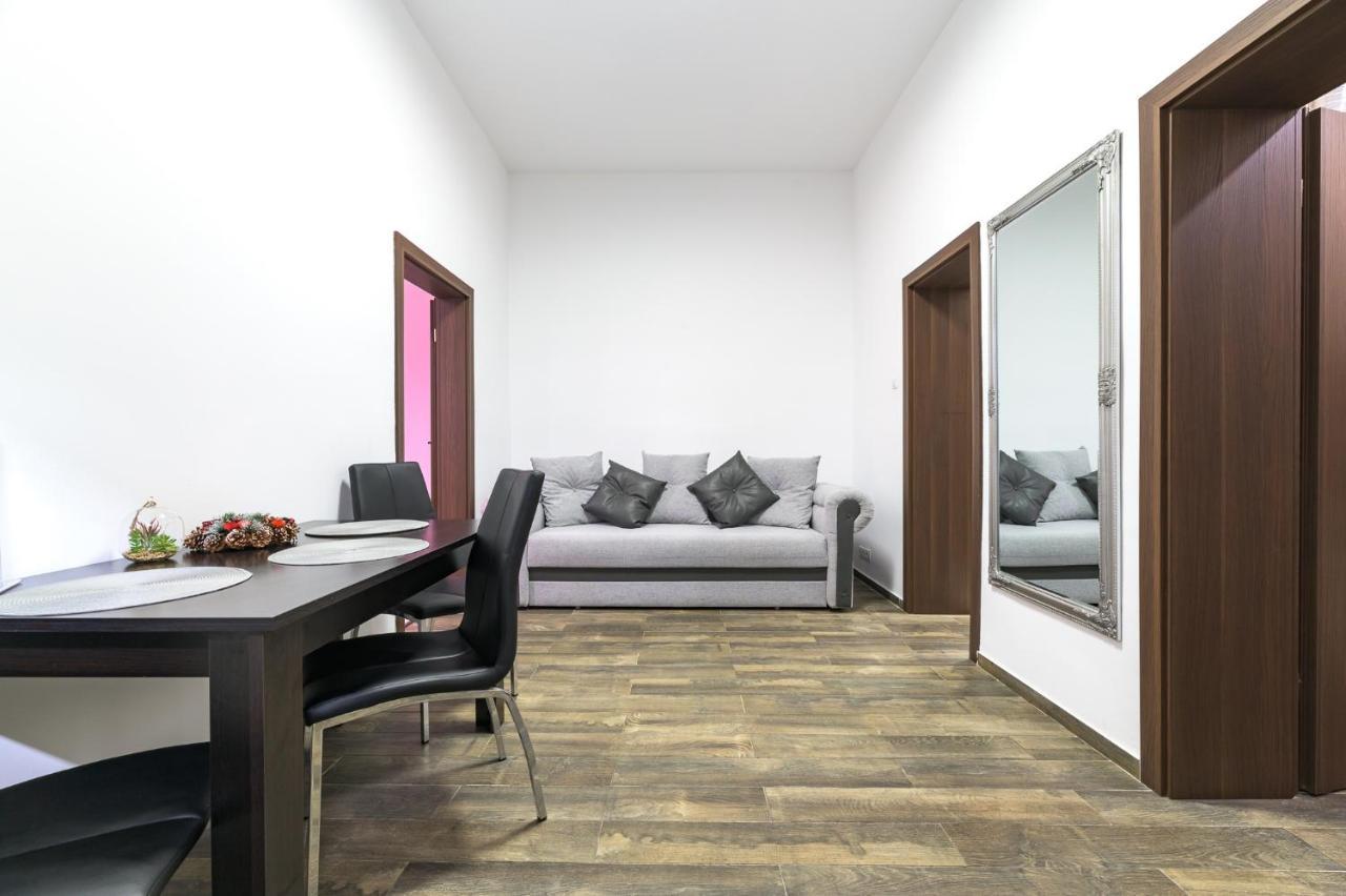 Apartment Queen Sibiu Esterno foto