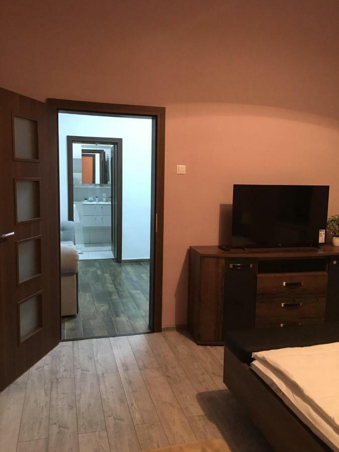 Apartment Queen Sibiu Esterno foto
